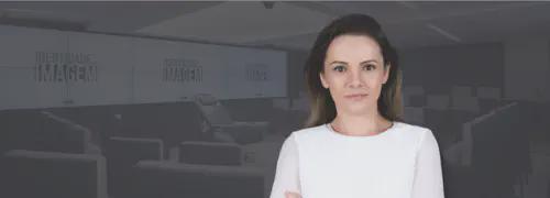 Uma médica cliente do VideoHub